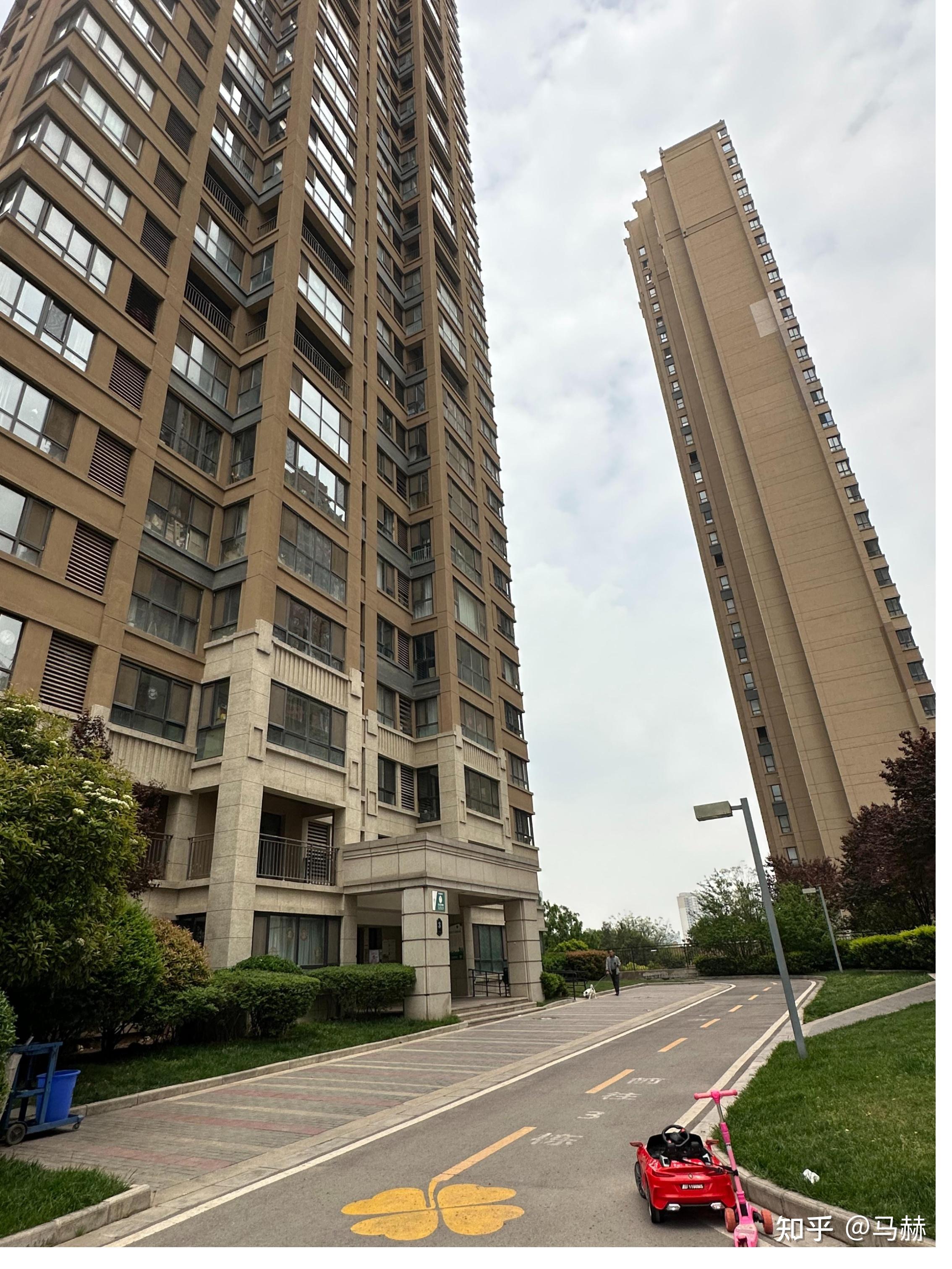 西安小区巡礼之100绿地曲江名城