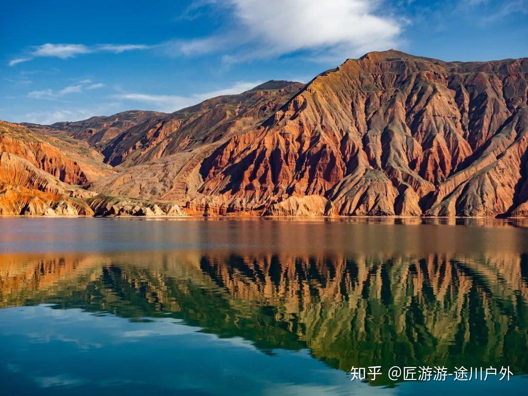 全球最美高铁线!一路连接青甘川,霸占中国95%的美景