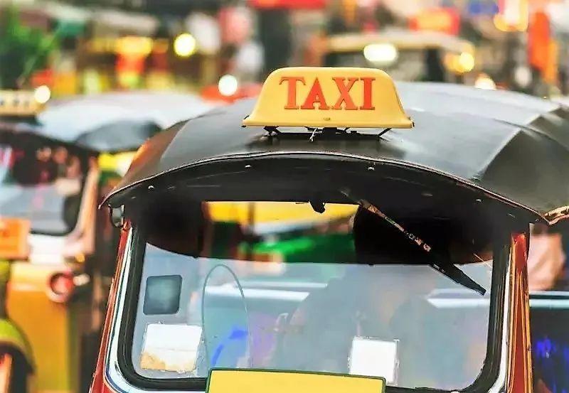 印度出租车都没有后视镜神奇的印度人究竟有什么秘密