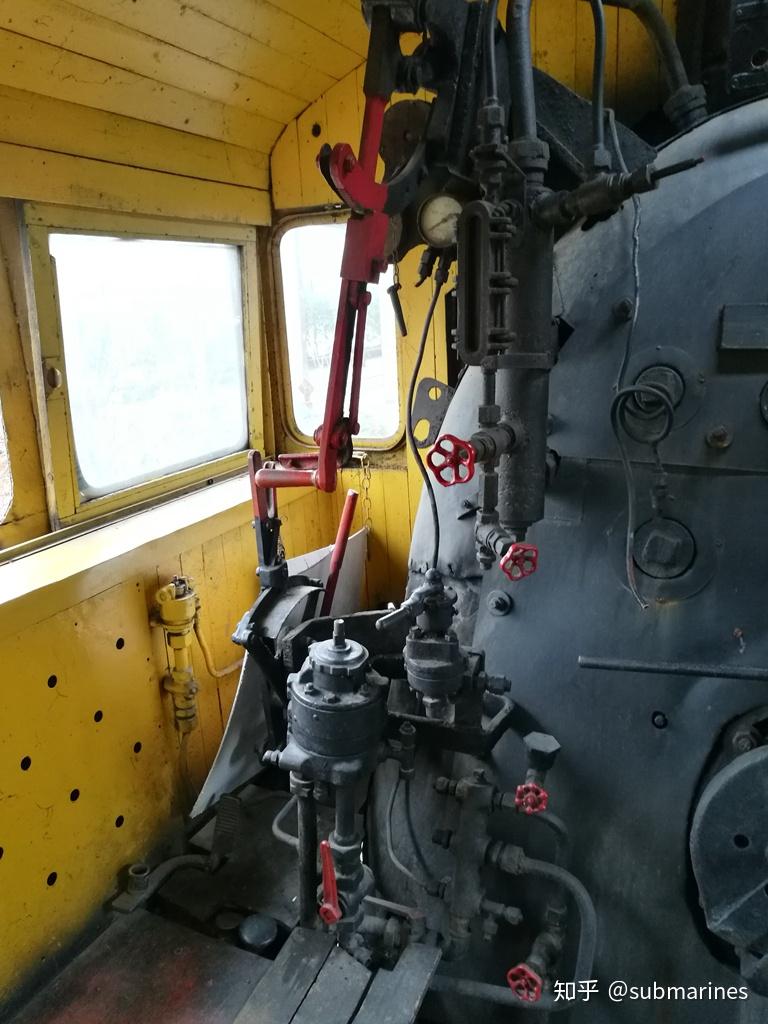 中国杭州白塔公园上游型1701号蒸汽机车