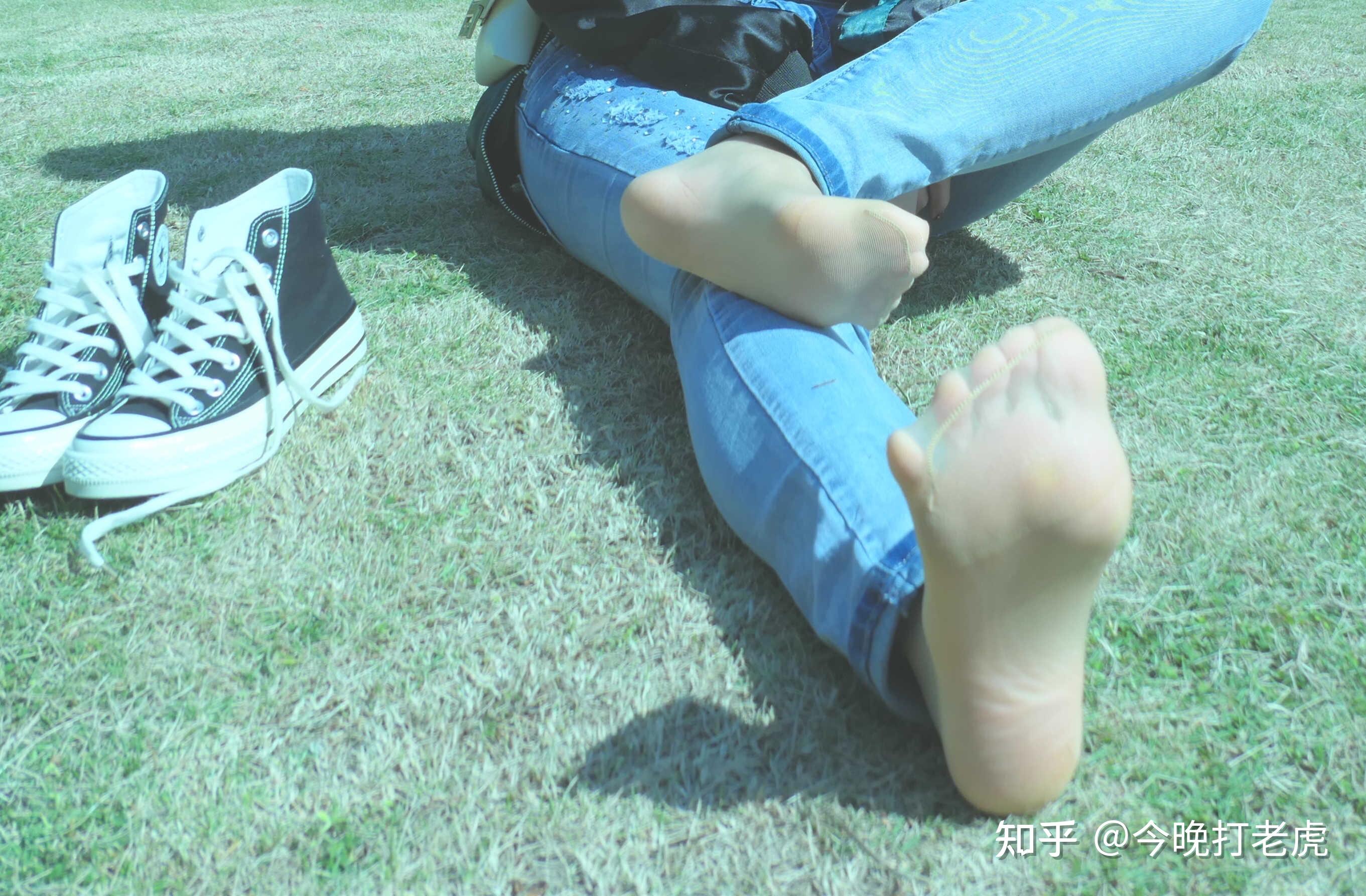 女孩子的脚到底可以多好看? - 知乎