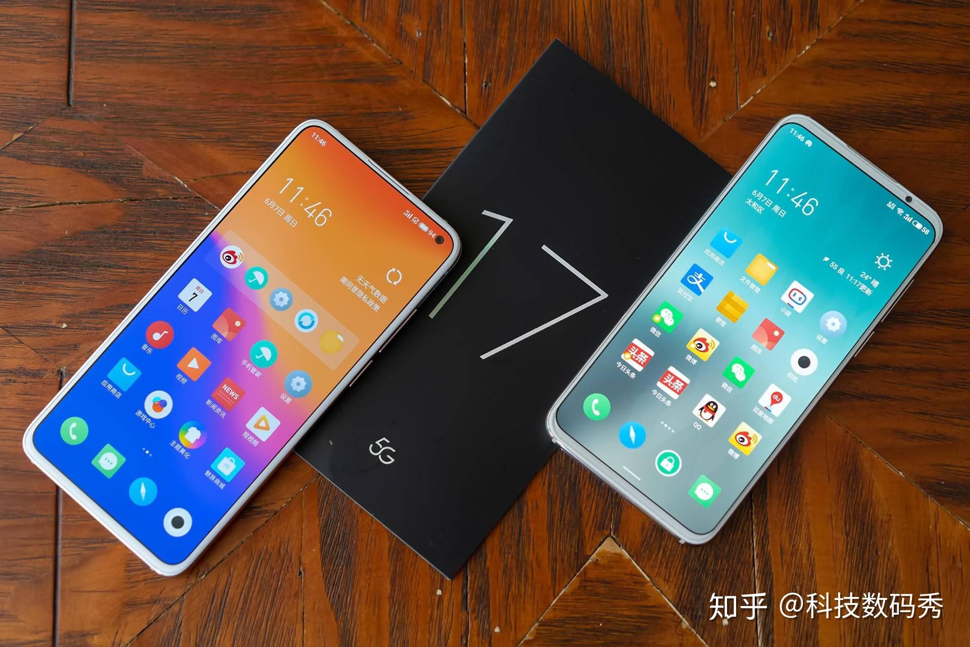 首先我们看外观,两者前置屏幕的区别还是很明显的,魅族16spro的屏幕为