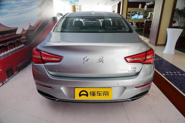 先是推出了全新轿车红旗h5,而后又接连推出了两款suv,红旗hs5与红旗hs