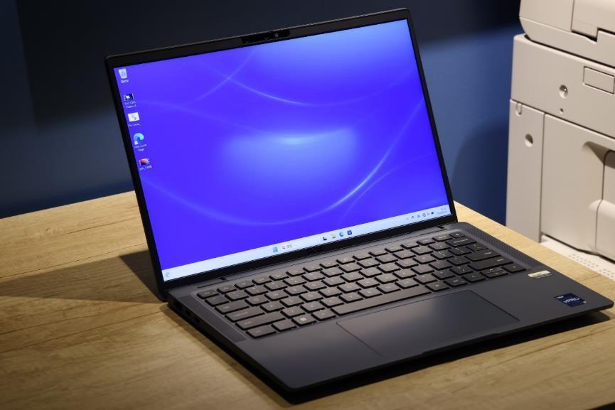 114公斤极致轻量戴尔latitude7440笔记本评测