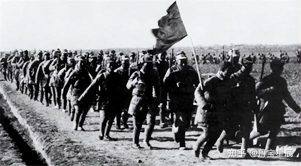 粟裕手下团长汤景延“叛变”,但粟裕说:他是个英雄,为何? 知乎