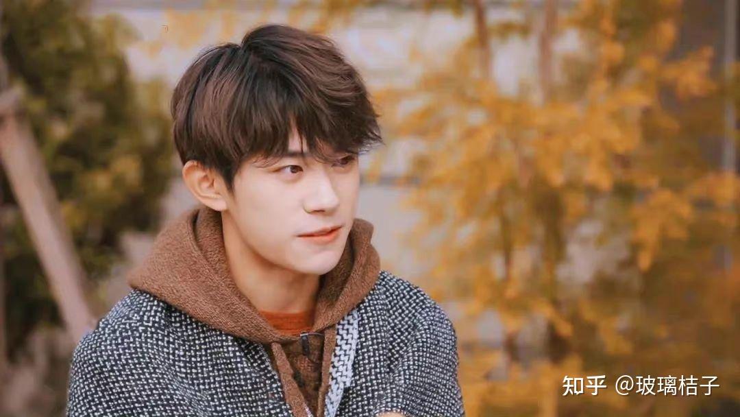 有推荐易烊千玺电脑壁纸的吗? - 知乎