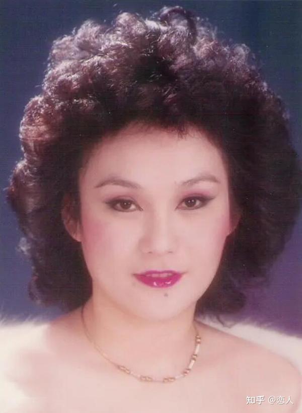 邵氏“三级女王”胡锦的坎坷情路，走在街上，被人叫做潘金莲 - 知乎