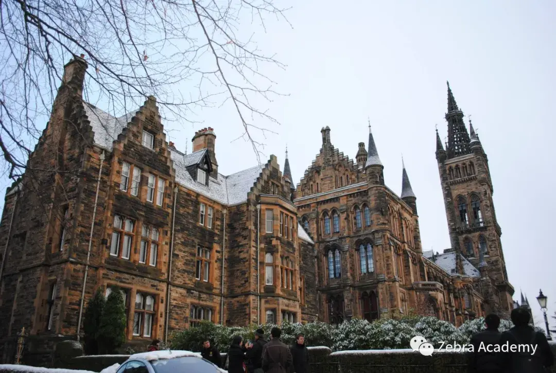 香港斑马书院副学士专访两年副学士圆她英澳名校梦