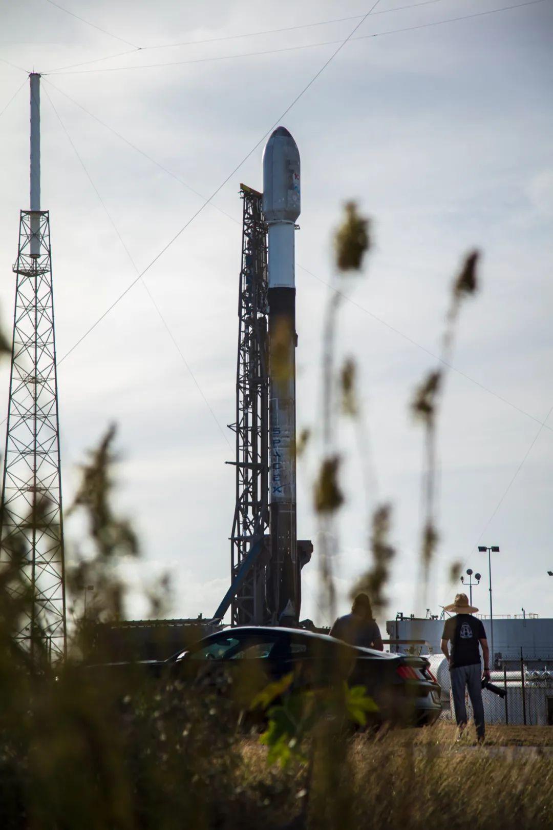 15小时17分钟！SpaceX刷新自家最短发射间隔- 知乎