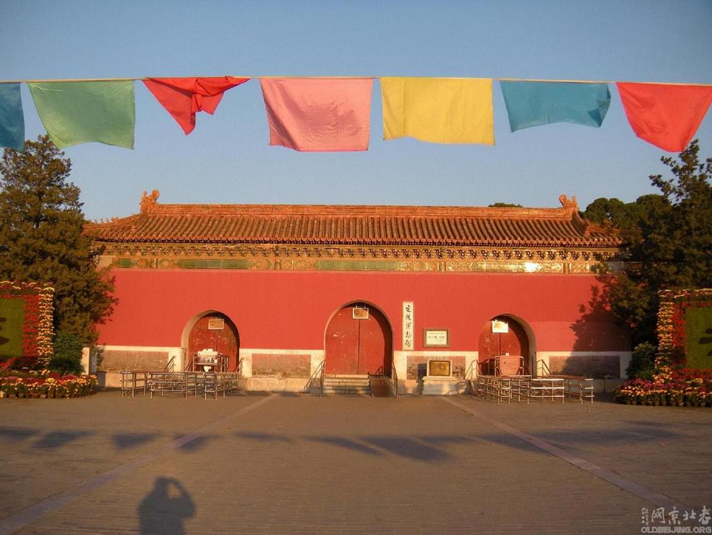 [图说]古今影像大明十三陵－－十五，明神宗万历帝朱翊钧定陵之开放的皇陵-明十三陵背后的帝王传奇