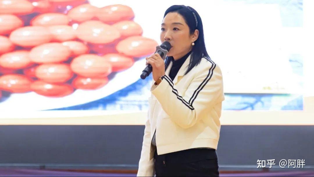 如何与"青春期"和解?杭州闻涛中学联手扶鹰教育,创建家校共育大讲堂