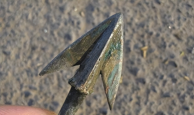 古代打仗有多狠士兵用箭插粪便熬煮金汁让敌人头疼不已