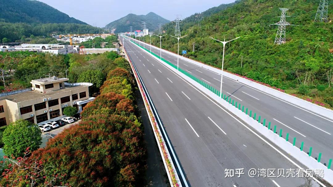 干线公路"名单中山坦洲快线(省道s268线中山五桂山至三乡段)成功入选!
