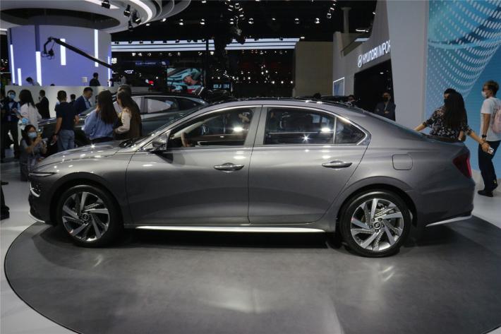 2020广州车展不必委屈于紧凑级北京现代全新一代名图亮相