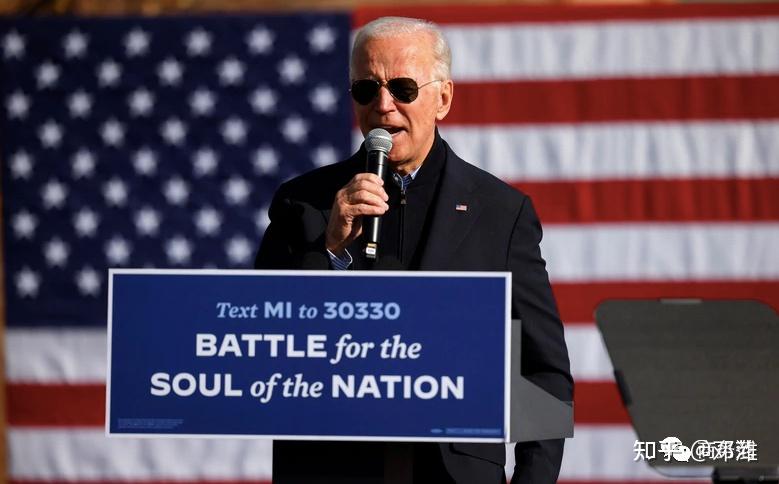 拜登穿ralphlauren就任美国总统却被米歇尔抢了镜