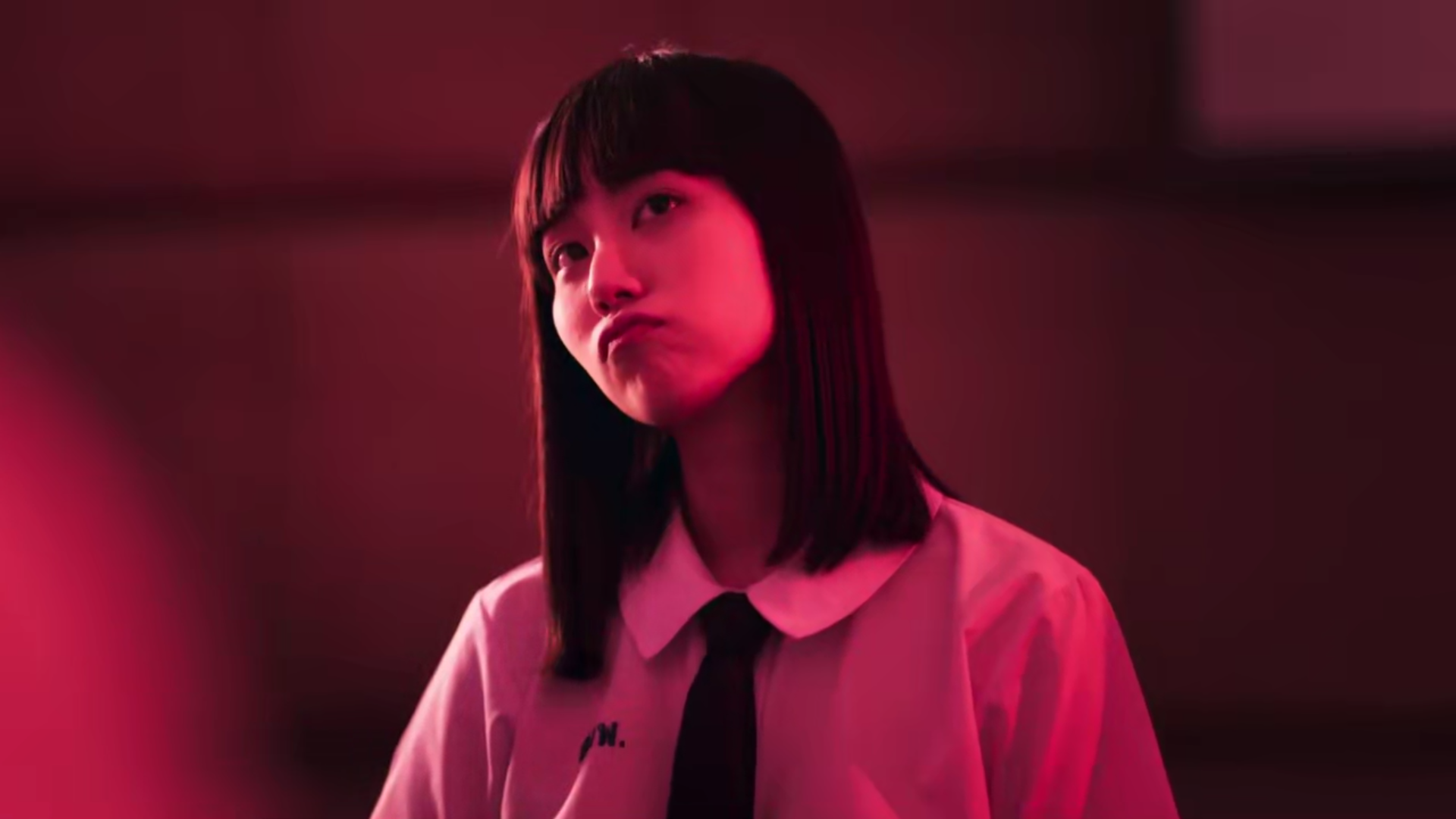 《禁忌女孩》剧情向