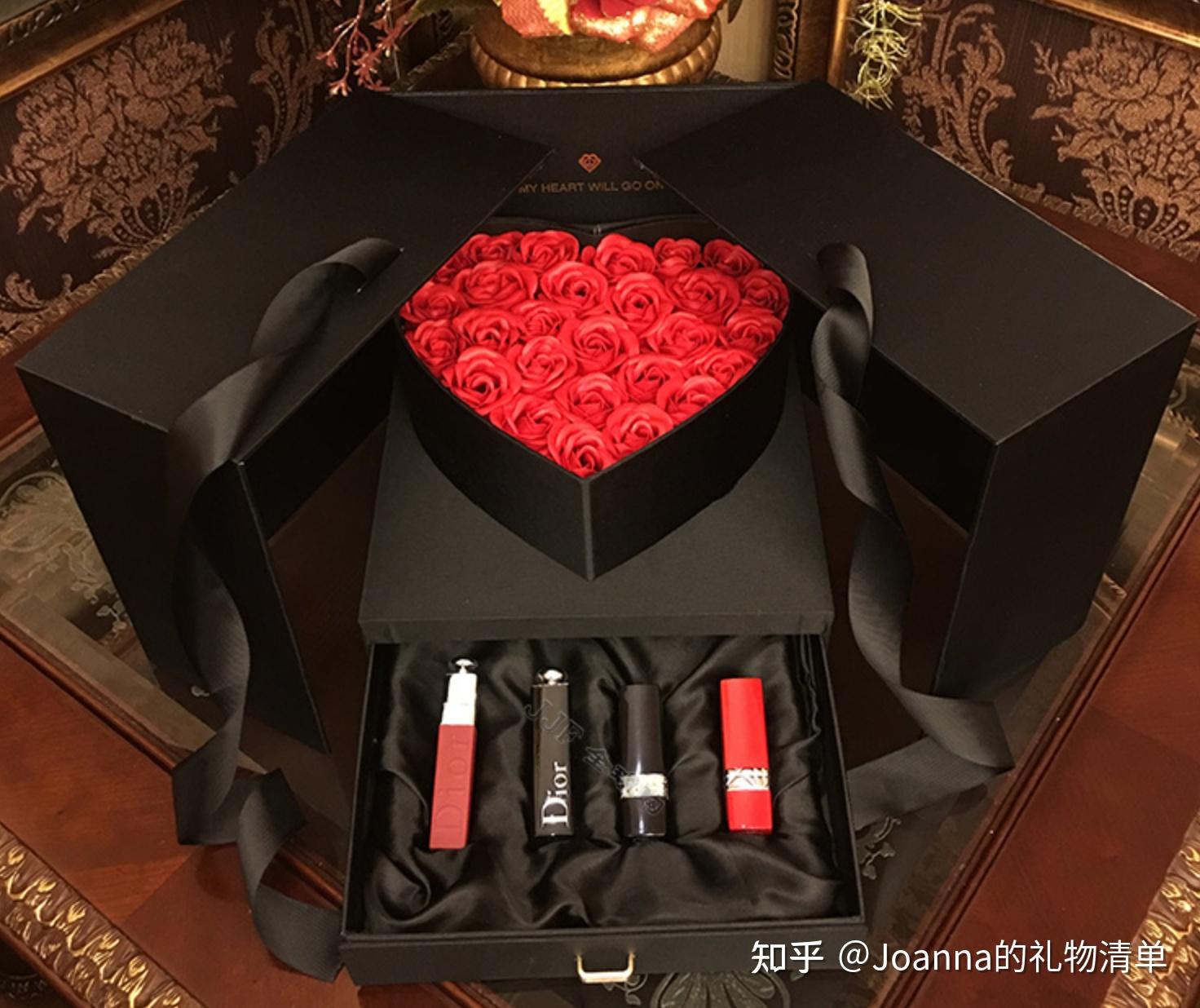 情侣礼物情人节礼物能提前送吗七夕情人节送什么礼物浪漫七夕礼物七夕