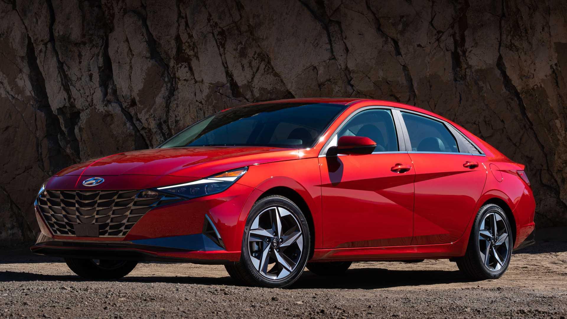 现代新伊兰特混动 百公里4升油舒适大空间 无惧强敌卡罗拉 - 知乎