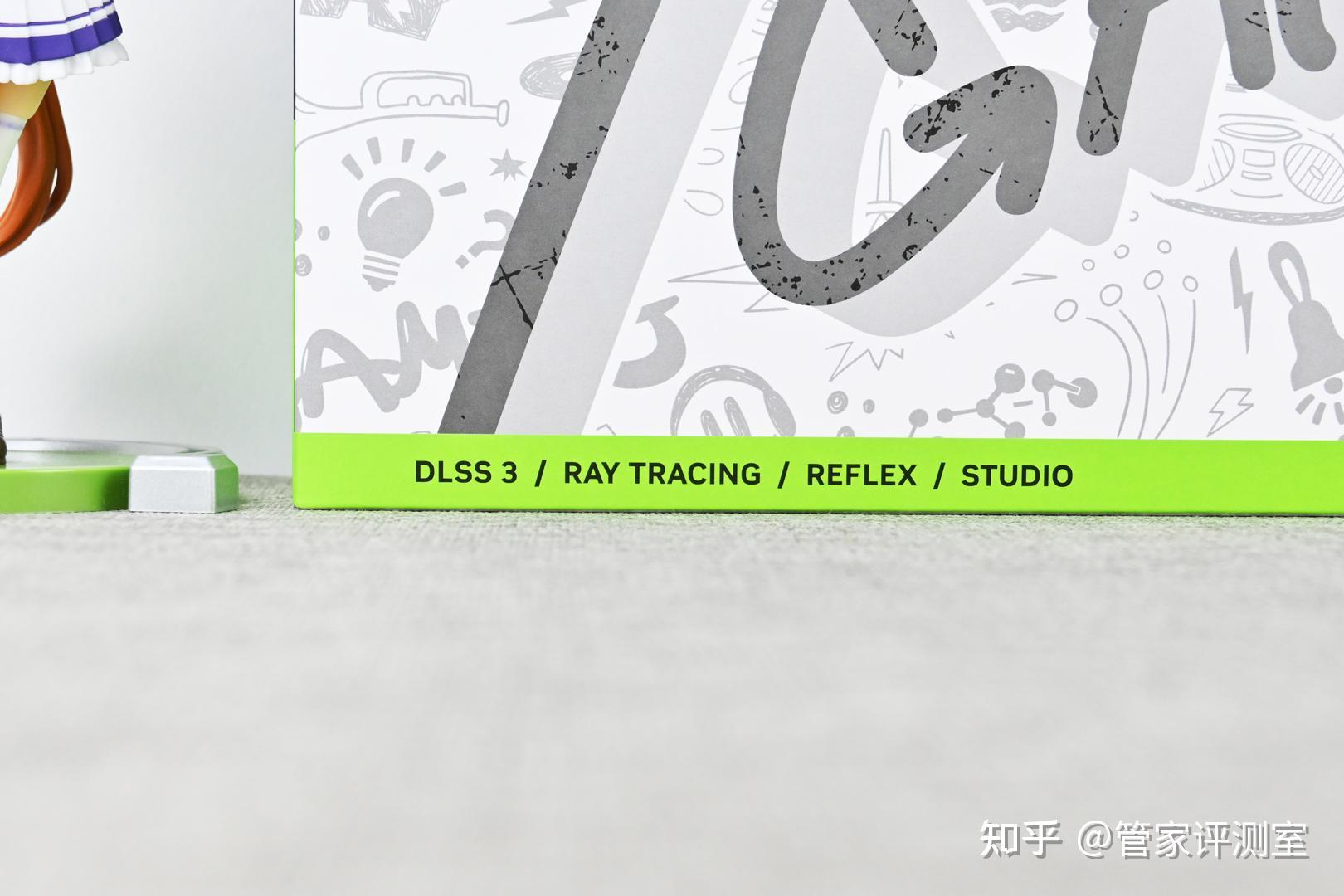 索泰rtx4070xgaming欧泊白显卡开箱试玩纯白低温性能好