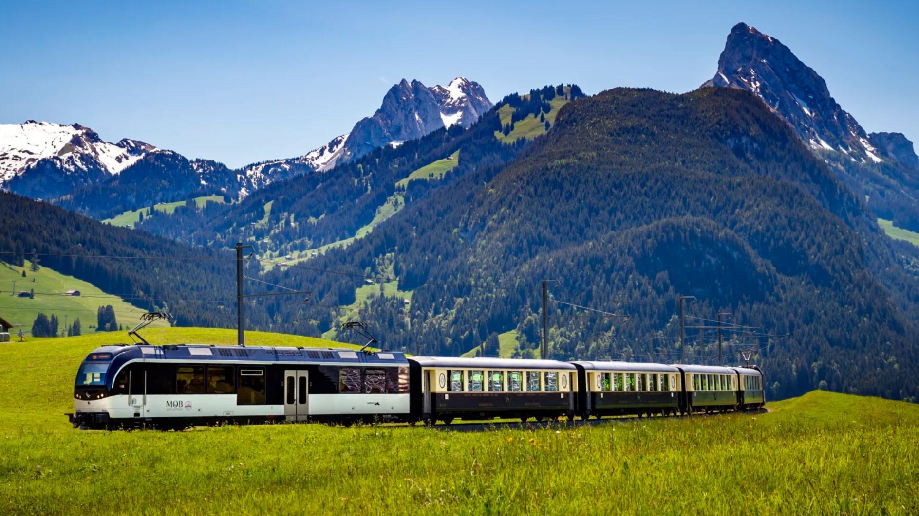 瑞士留学:这些观光列车一定要体验!