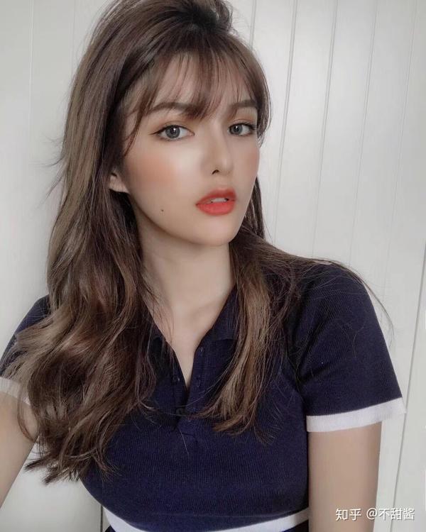 有没有自然一点的混血美瞳?很像外国人瞳孔那种?