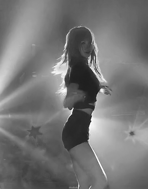 Lisa用这招遮挡 太阳穴凹陷 深扒人间芭比美丽进化史 知乎