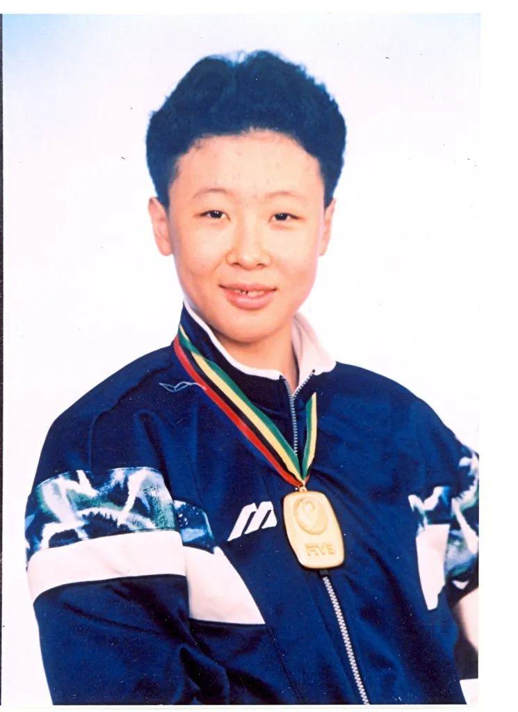 冠军与影星的工场李连杰与什刹海体校的世界冠军们