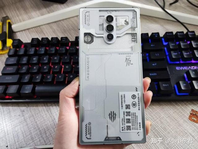 努比亚红魔8PRO氚锋透明银翼版评测 - 知乎