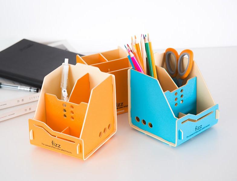 如何在办公桌上摆设一套逼格很高的办公物品,