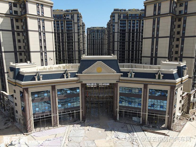 蒙自西湖1901一期7月12日航拍补充几张全景看不到的小区景观