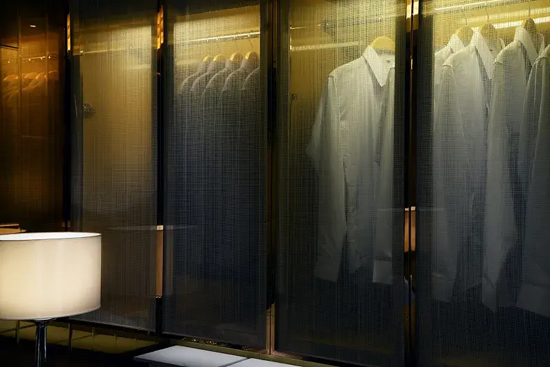 走进明星家的衣橱整理师究竟看到了什么