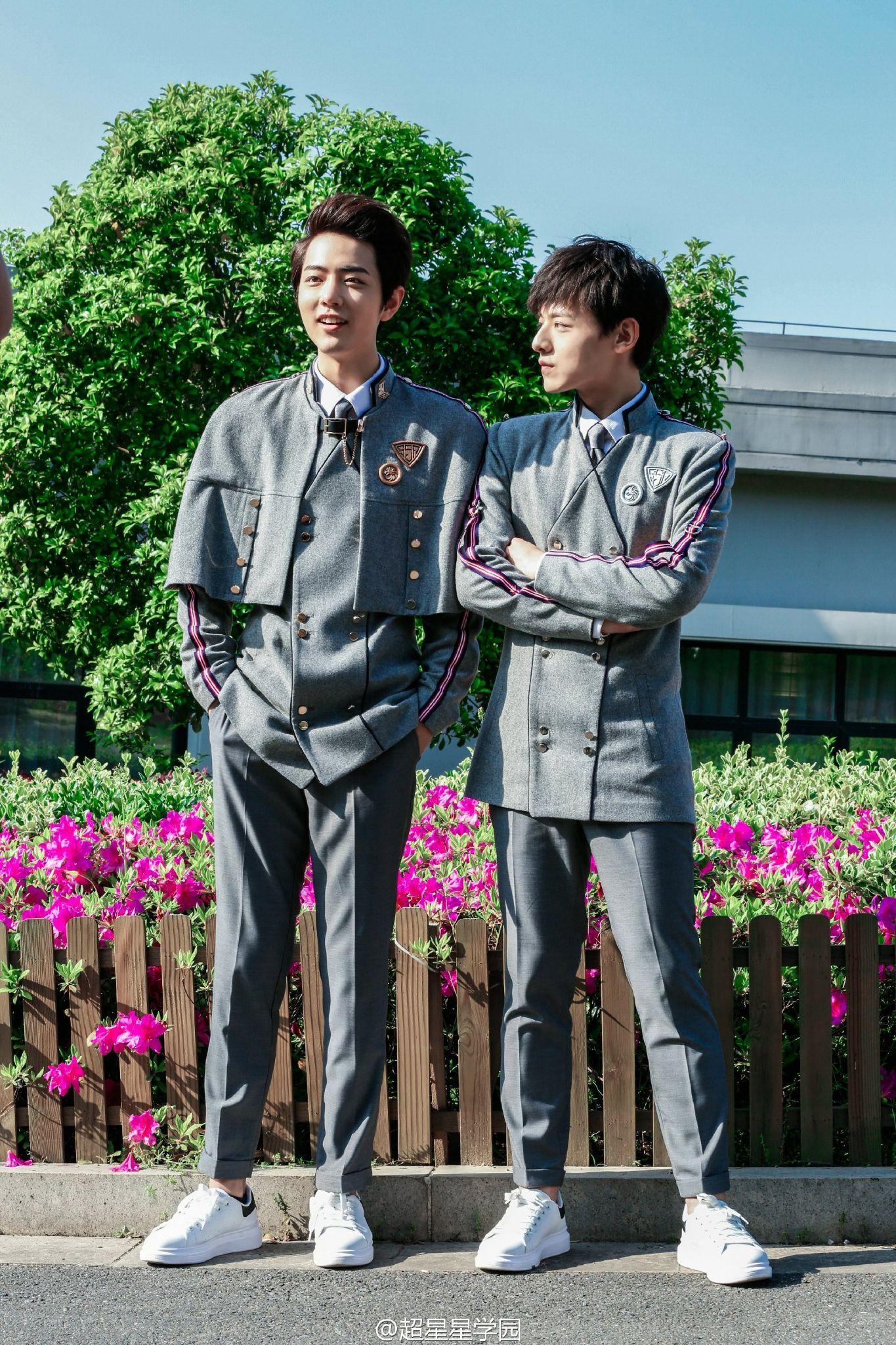 《超星星学园》肖战方天择 - 知乎