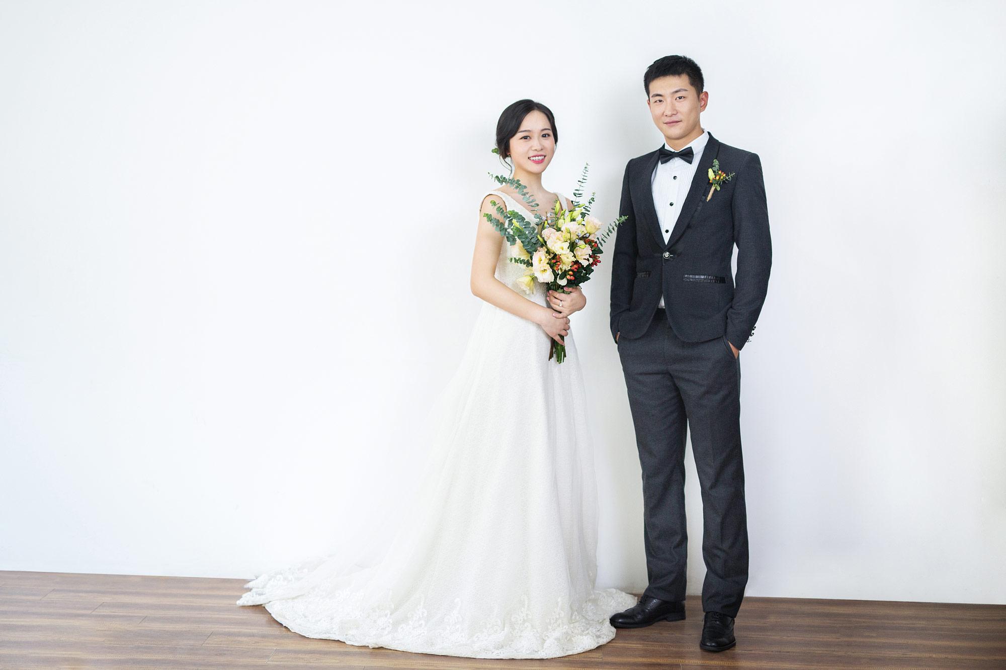想在西安或郑州找家靠谱的摄影工作室拍婚纱照