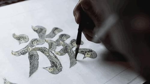 周超驱车从拉毫前往新寨坪村新平寨村位于泸溪县,藏于一片原始森林中