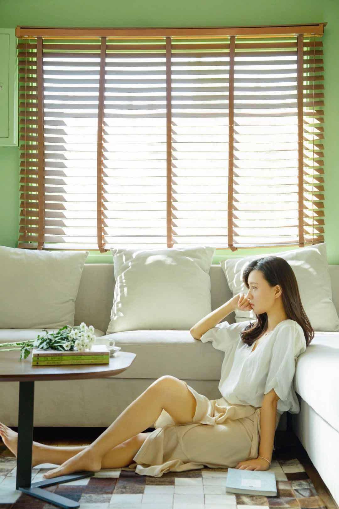 傅晶氧气感写真恬静悠然演绎经典小清新