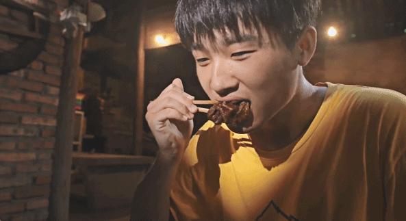 用尿煮蛋这么恶心的国产片看到裂开