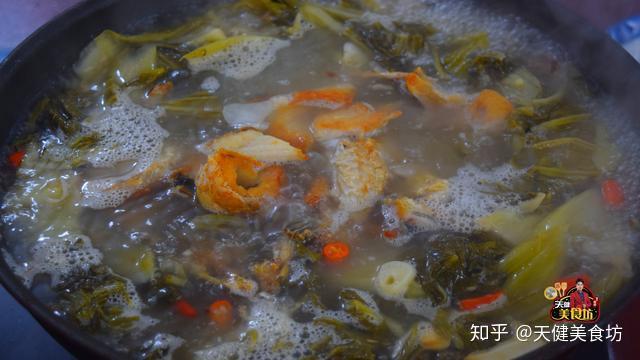 這才是正宗酸菜魚做法掌握這幾個步驟比飯店的還好吃超簡單