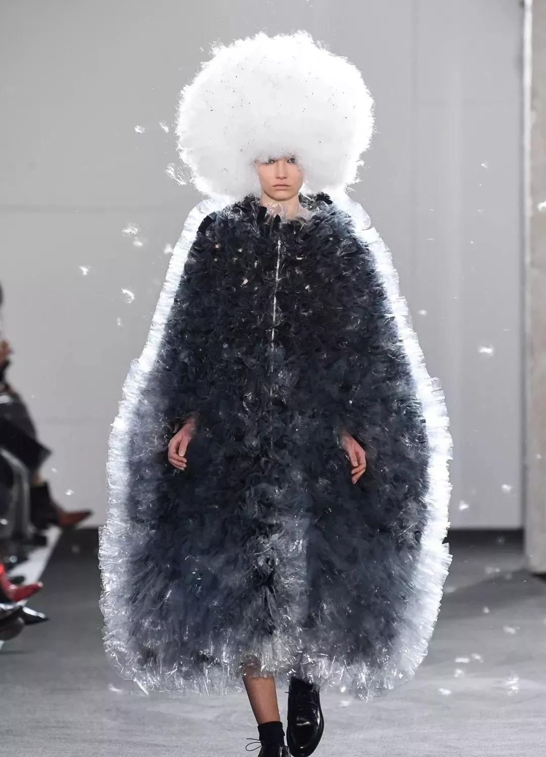 了解这7种经典服装廓形为作品集加点料