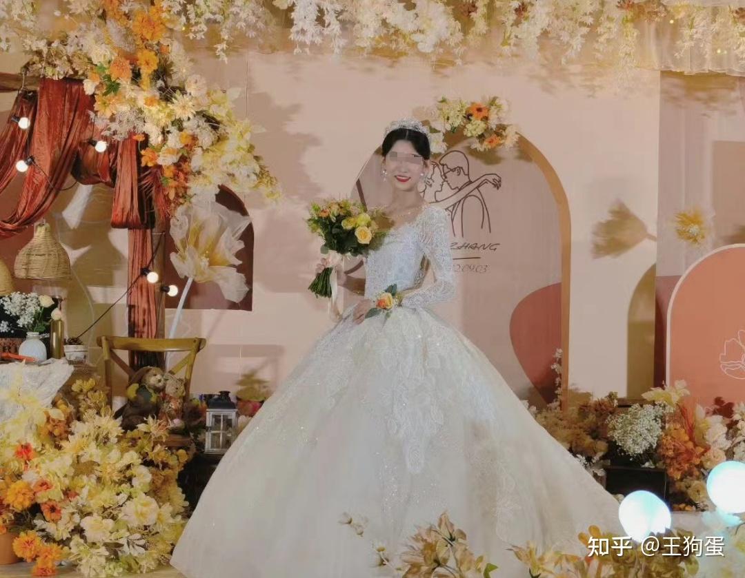 上海出轨张老师更多美照曝光高中恋情被扒底裤快被扒光了