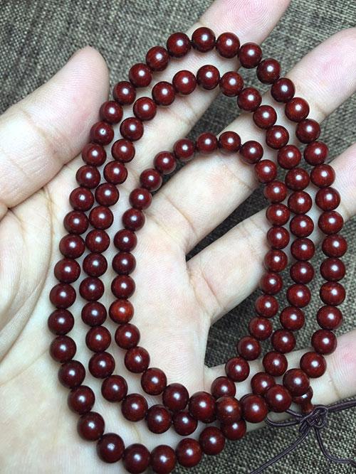 便宜实惠的手串 v2-70433687f486f16c22700b94d8bb8c25_r.jpg