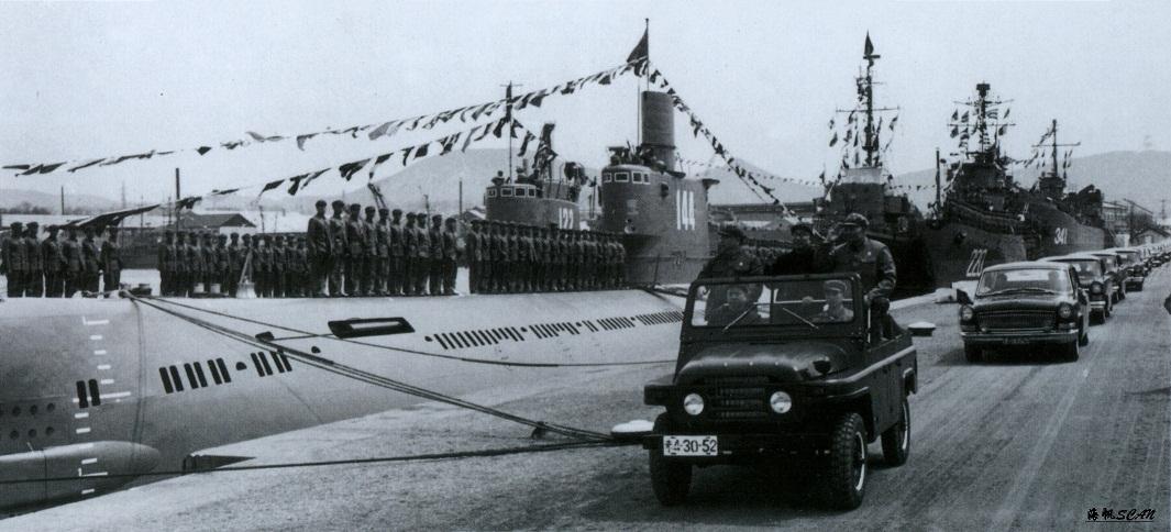 年~1961年 1950年4月,中央军委批准海军司令部呈报的海军舰艇命名草案