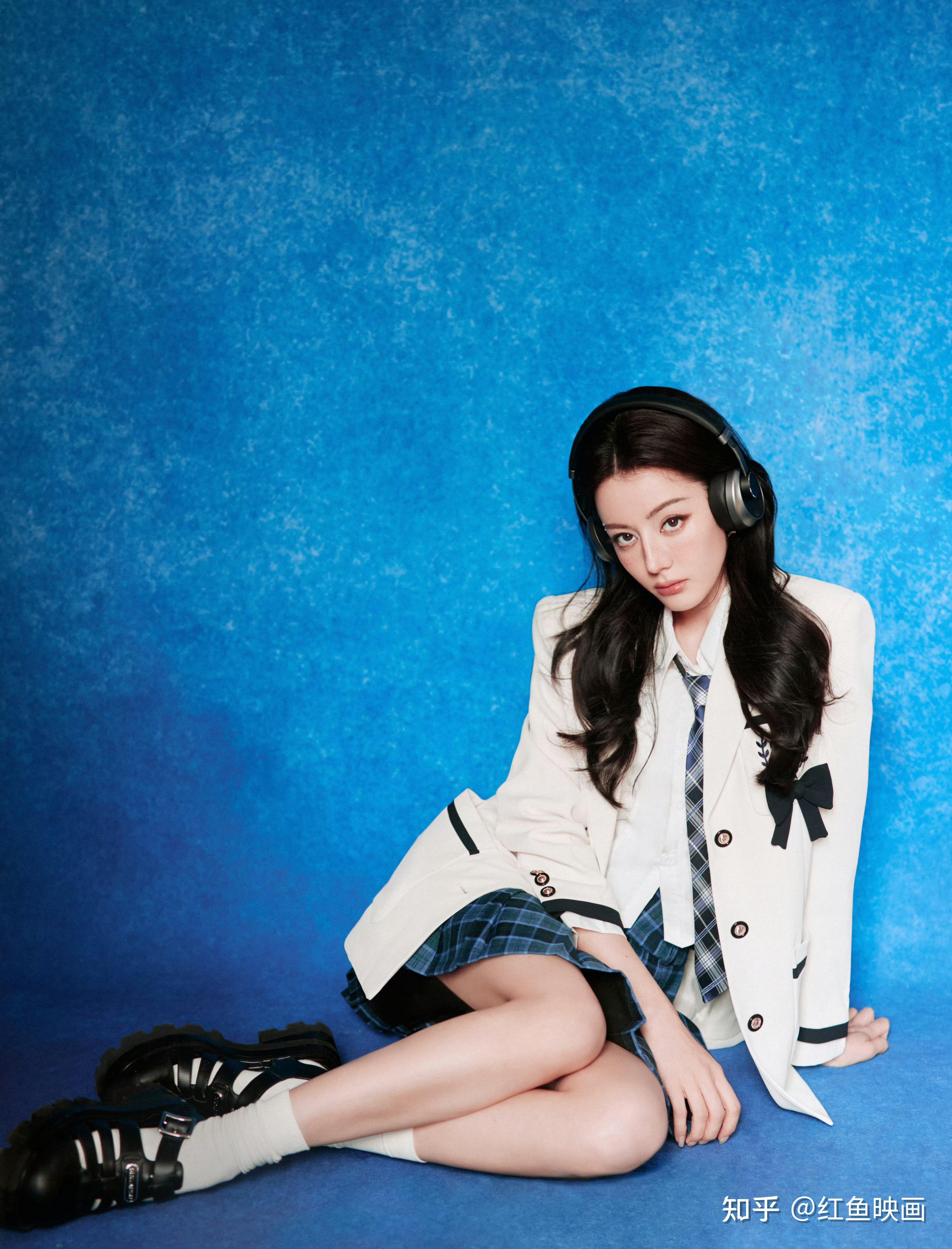 【震惊】甜美酷女孩迪丽热巴的双面人生,这才是她真实的魅力所在!