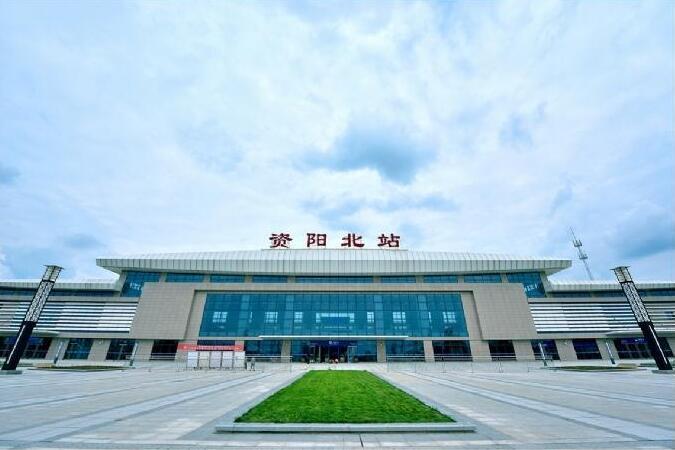 资阳北站高铁广告,资阳北站高铁灯箱广告,天赐传媒