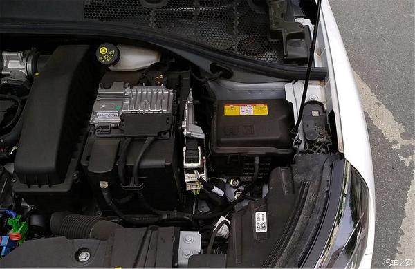 晒新车法系家庭的第二台法系车雪铁龙c3xr小白龙