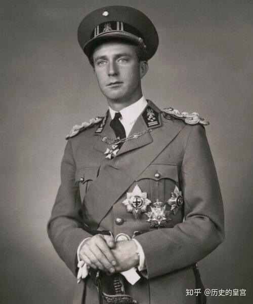 至今仍然统治比利时的朝代萨克森科堡哥达王朝历代国王