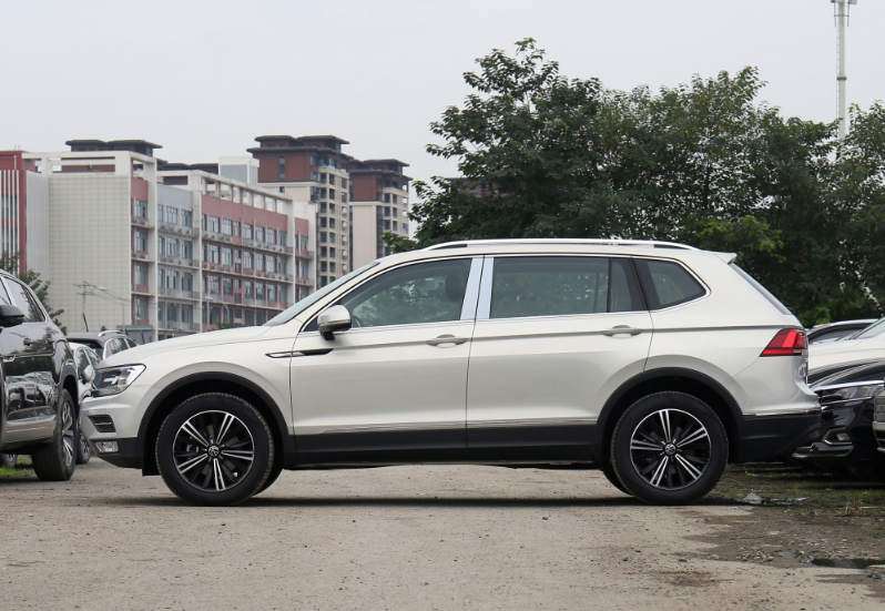 2021款途观l低调上市增配还降价真的不考虑一下吗