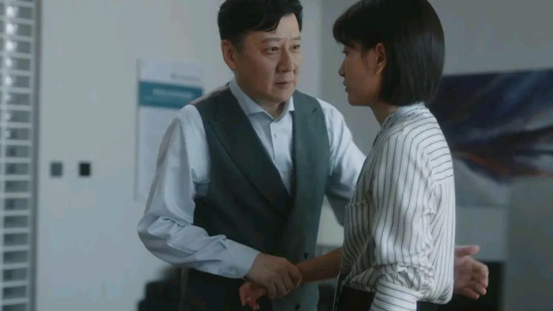 《无所畏惧》:罗英子不会知道,韩之通对邱华的占有,有多恶心