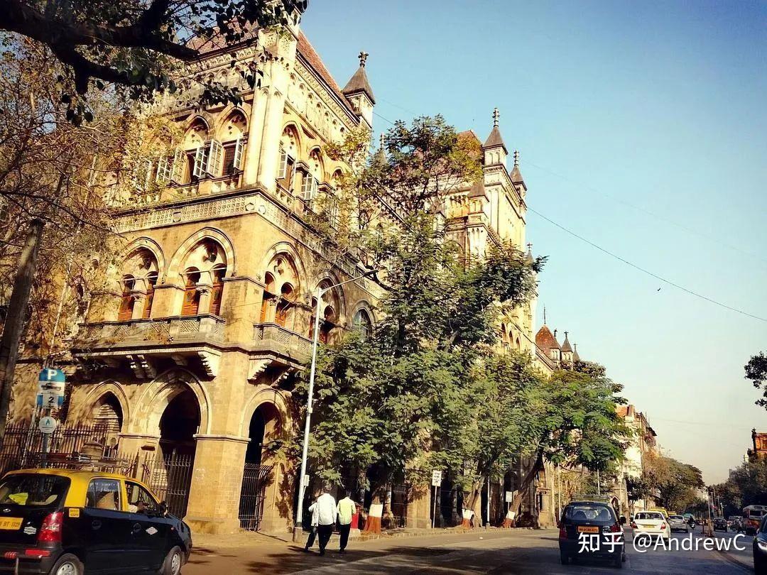 海濱大道和焦伯蒂海灘(marine drive & chowpatty beach)北起馬拉巴山