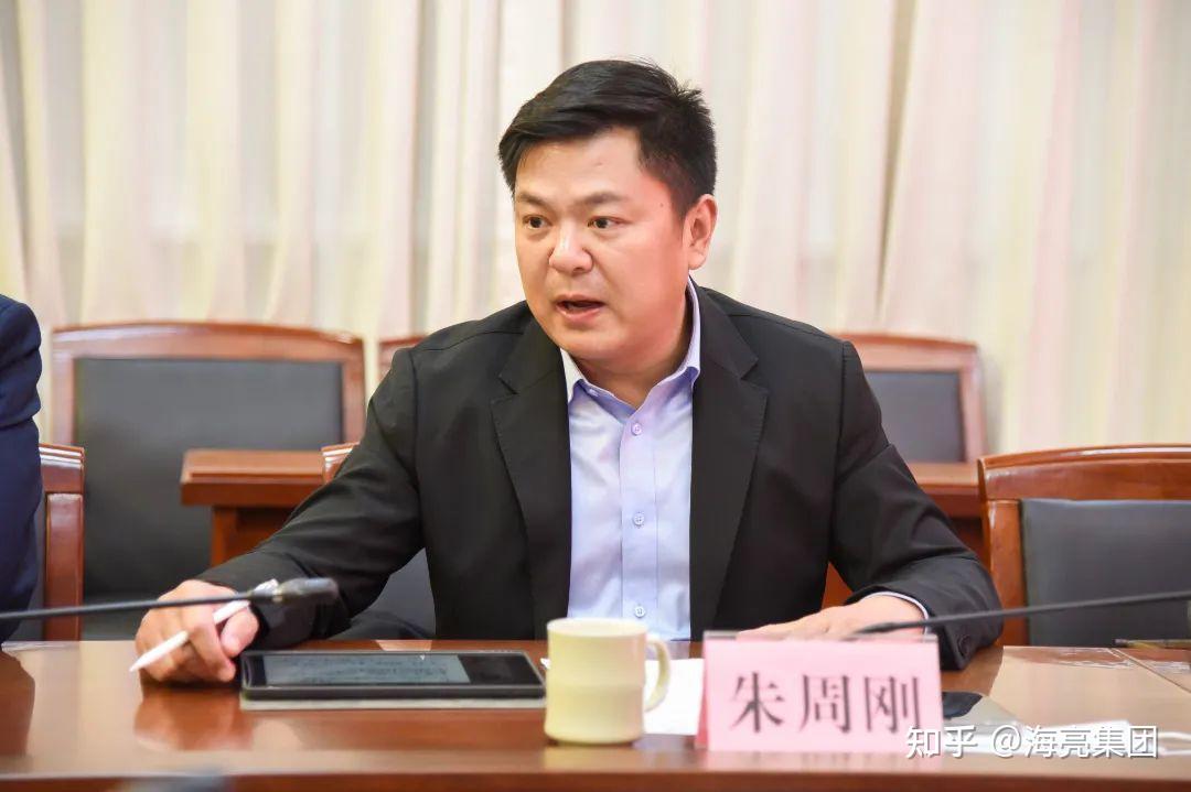 朱周刚表示,海亮教育将在武义注入先进的教育理念,科