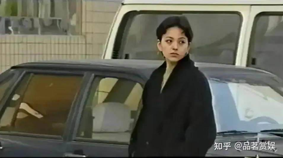 性感美艳"雪姨"王琳:23岁出道31岁爆红,年过半百身材依旧火辣